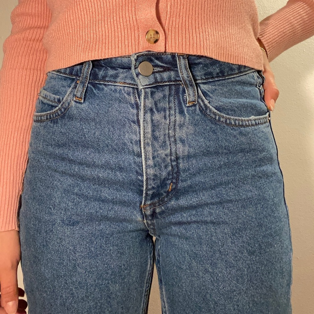 H&M high waisted two tone mom jeans 🦩